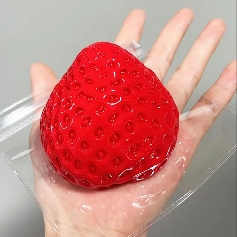🍓 Strawberry Squishy